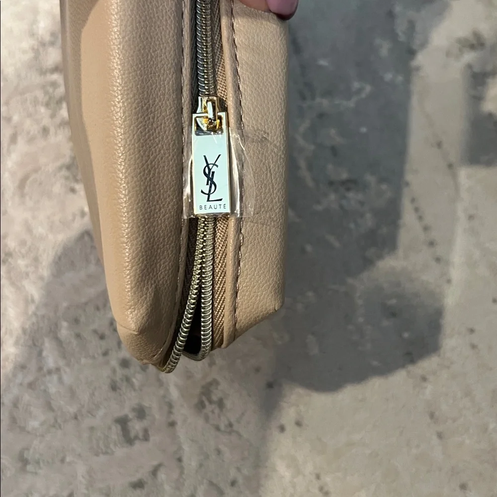 NEW YSL pouch - Picture 5 of 7
